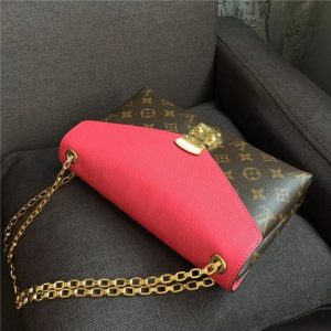 Louis Vuitton Pallas Chain Rose Litchi