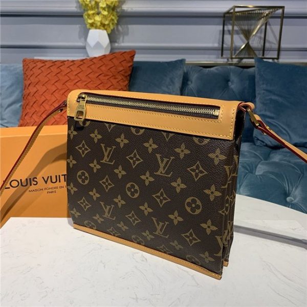 Louis Vuitton Saumur Messenger PM