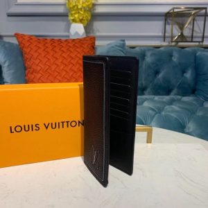 Louis Vuitton Brazza Wallet