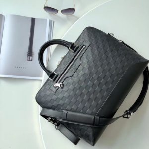 Louis Vuitton Avenue Soft Briefcase