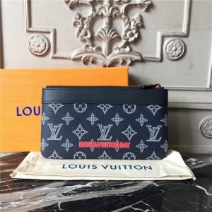 Louis Vuitton Discovery Pochette PM