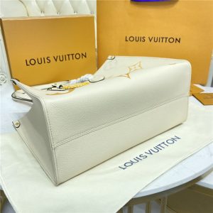 Louis Vuitton Onthego MM Cream / Saffron