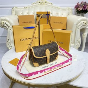 Louis Vuitton Diane Fuchsia