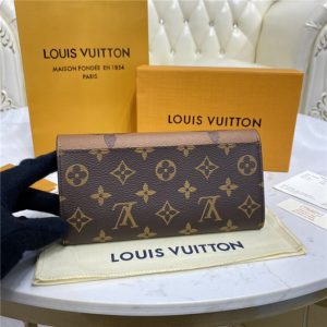 Louis Vuitton Sarah Wallet