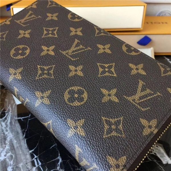 Louis Vuitton Monogram Zippy Organizer