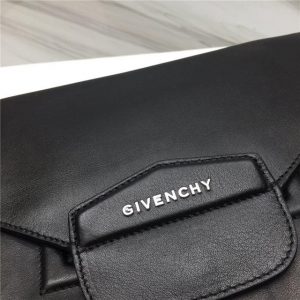 Givenchy Antigona Envelope Clutch Grained Leather (Varied Colors)