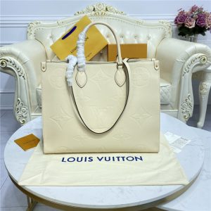 Louis Vuitton Onthego GM Creme