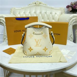 Louis Vuitton NeoNoe BB Cream/Saffron