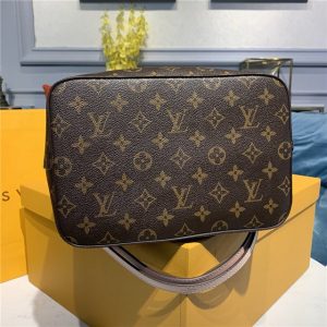 Louis Vuitton NeoNoe Rose Poudre