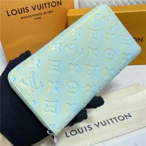 Louis Vuitton Zippy Wallet Green