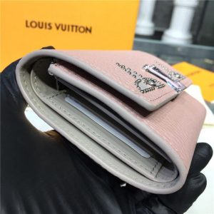 Louis Vuitton Capucines Compact Wallet