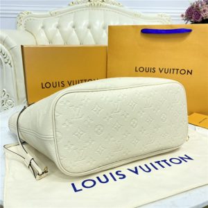 Louis Vuitton Neverfull MM Cream