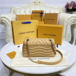 Louis Vuitton LV New Wave Chain Bag H24 (Varied Colors)