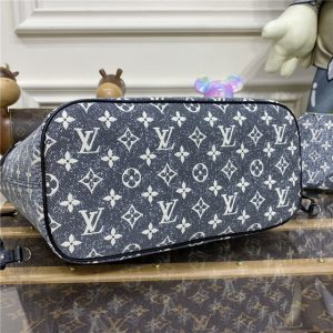 Louis Vuitton Neverfull MM Gray Denim