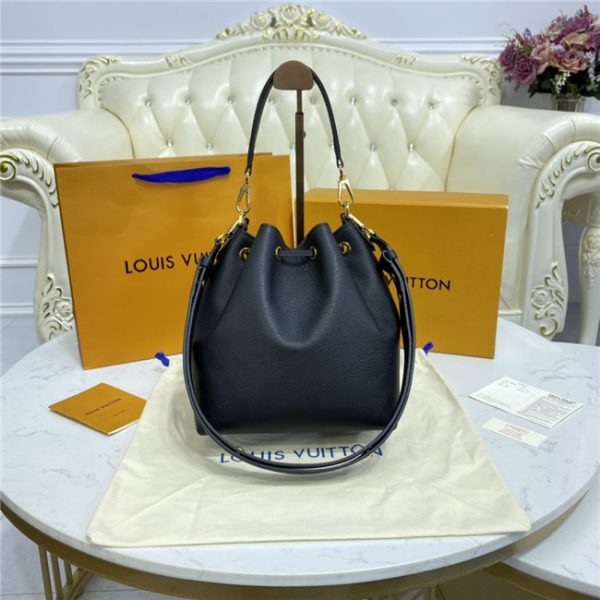 Louis Vuitton Lockme Bucket Black