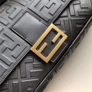 Fendi Baguette Large (Varied Colors)