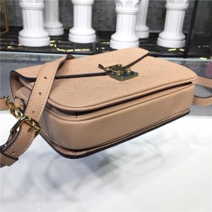 Louis Vuitton Pochette Metis Papyrus