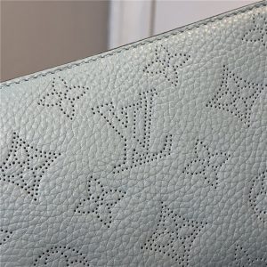 Louis Vuitton Zippy Wallet Mahina Vert Lagon