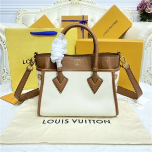 Louis Vuitton On My Side PM Brown