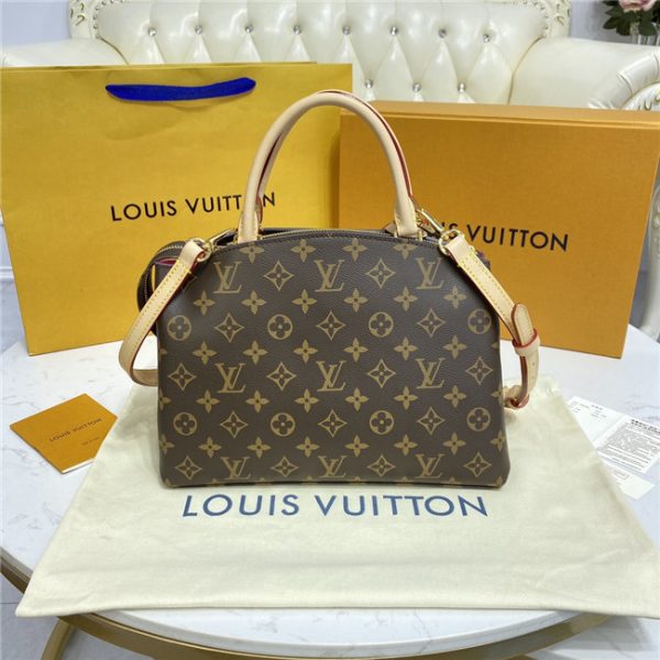 Louis Vuitton Petit Palais Monogram