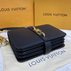 Louis Vuitton Rendez-vous Black