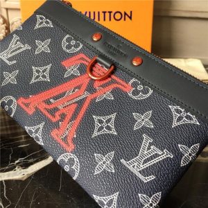 Louis Vuitton Discovery Pochette PM