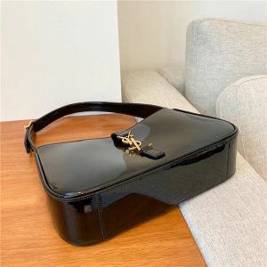 Yves Saint Laurent LE 5 A 7 Hobo Bag Black Patent