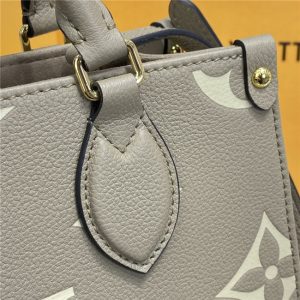 Louis Vuitton Onthego PM Beige / Cream