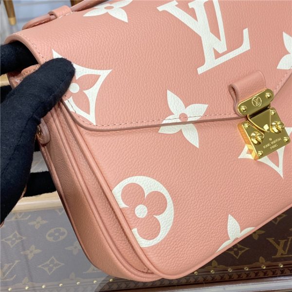 Louis Vuitton Pochette Metis Replica Rose Trianon