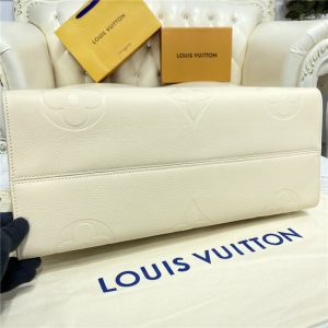 Louis Vuitton Onthego GM Creme