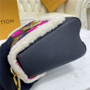 Louis Vuitton Twist MM