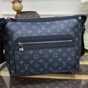 Louis Vuitton Odyssey Messenger PM