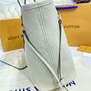 Louis Vuitton Neverfull MM Cream