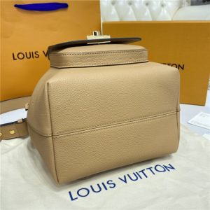 Louis Vuitton Lockme Bucket Arizona