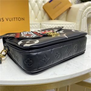 Louis Vuitton Crafty Pochette Metis Black