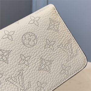 Louis Vuitton Zippy Wallet Mahina