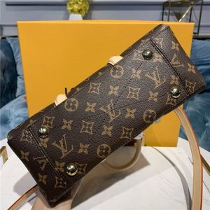 Louis Vuitton Soufflot BB Monogram Canvas