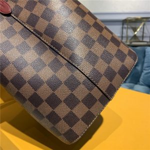 Louis Vuitton Neonoe MM Cherry Berry