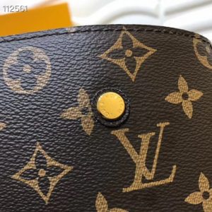 Louis Vuitton Montaigne MM