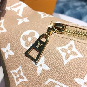 Louis Vuitton Bumbag Khaki