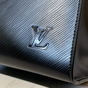 Louis Vuitton Onthego MM Epi Leather