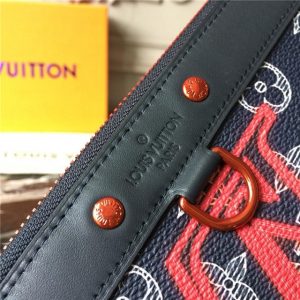 Louis Vuitton Discovery Pochette PM