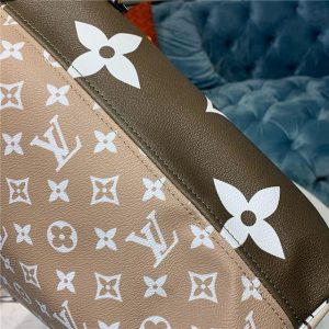 Louis Vuitton Neverfull MM Khaki