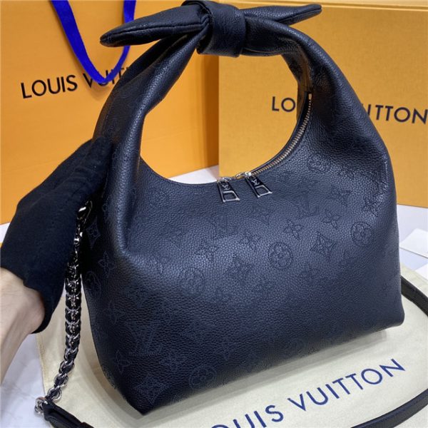 Louis Vuitton Why Knot PM Black