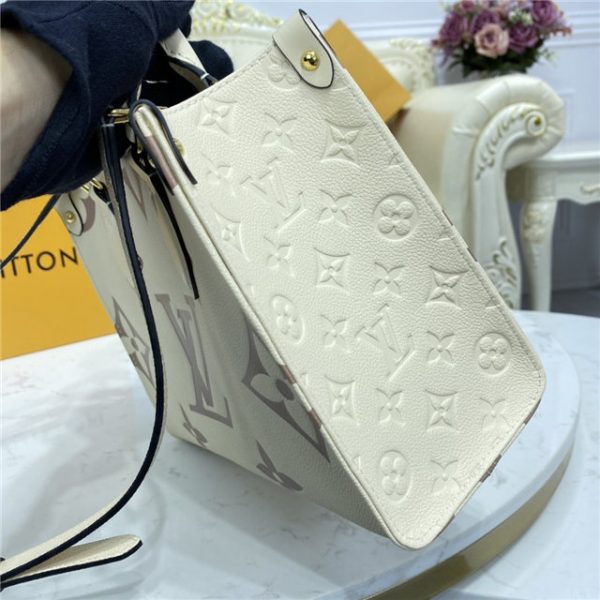 Louis Vuitton Onthego PM Cream