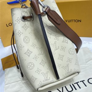 Louis Vuitton Muria Bucket Bag Cream