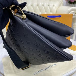 Louis Vuitton Coussin MM Black