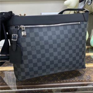 Louis Vuitton Mick PM