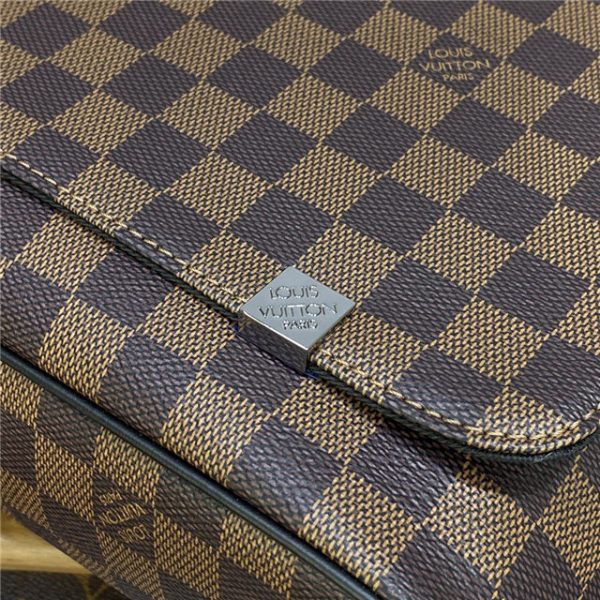 Louis Vuitton District MM Damier Ebene Canvas