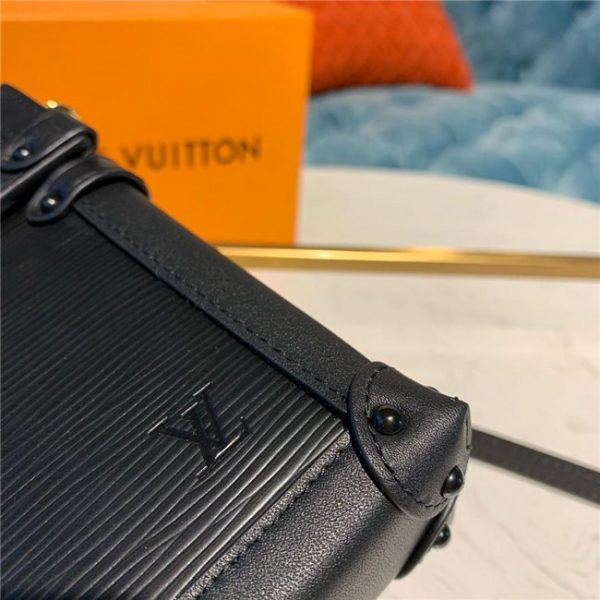 Louis Vuitton Pochette Trunk Verticale Epi Leather Noir